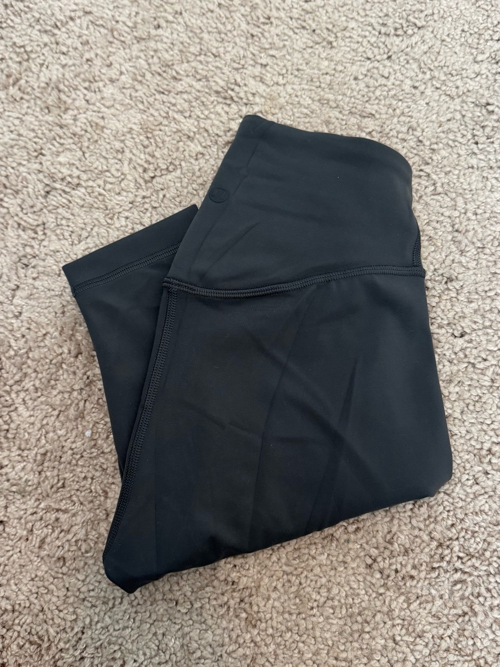 LIKE NEW lululemon dark gray wunder under leggings